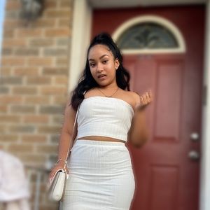 Meet your Posher, Lizzie